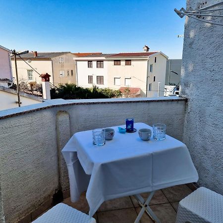 Apartment Aqua Near The City Beach Novaglia Esterno foto