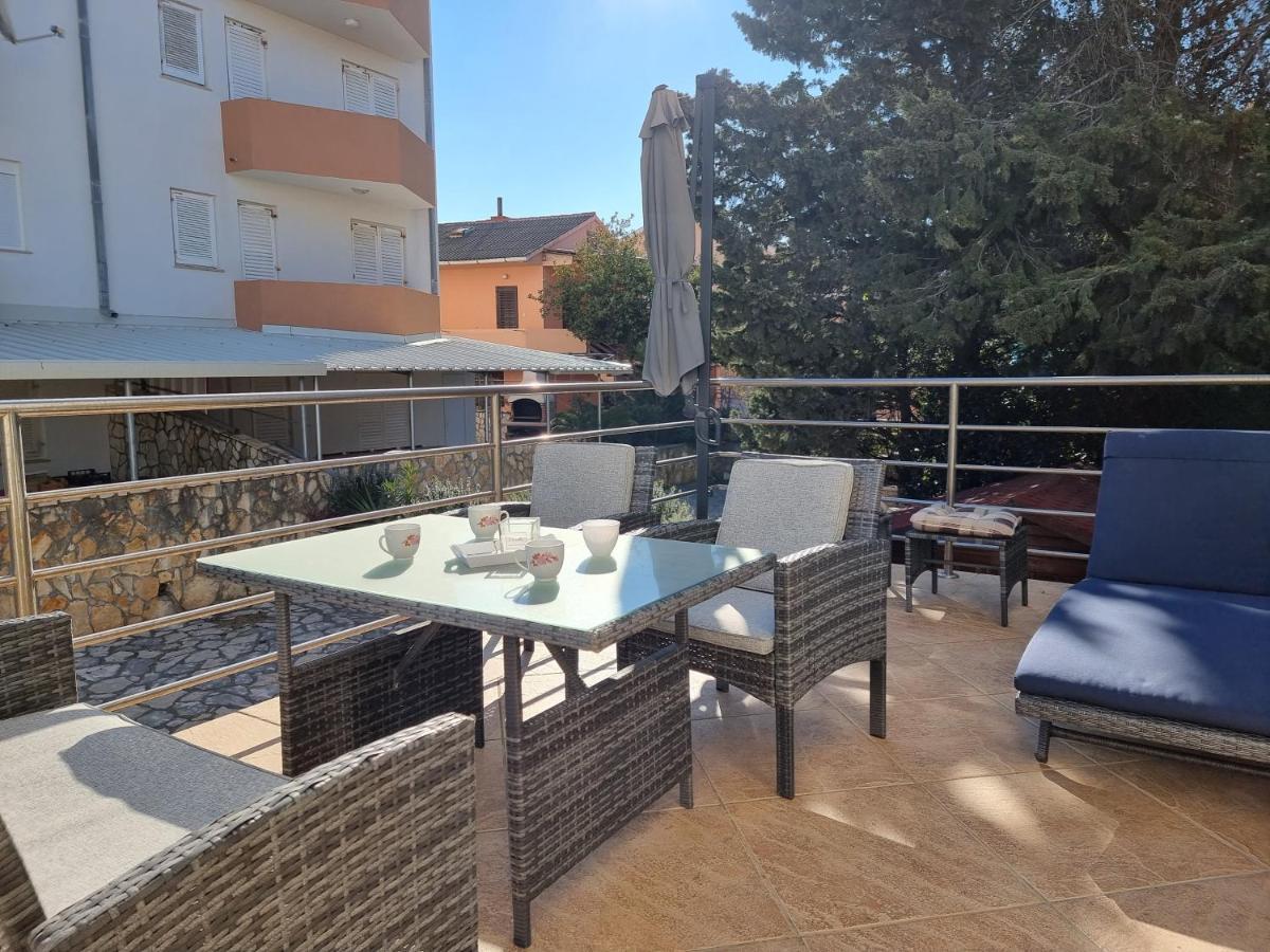 Apartment Aqua Near The City Beach Novaglia Esterno foto